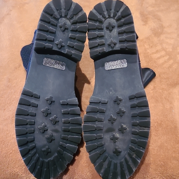 Blowfish Shiny Black Ankle Booties - Picture 6 of 8